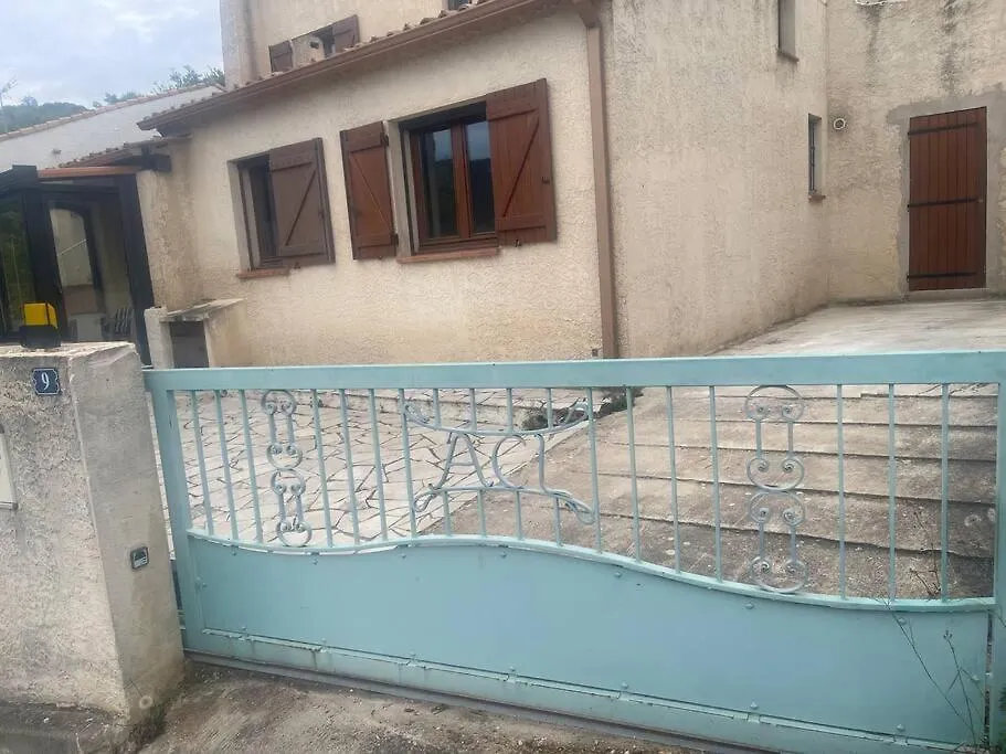 Holiday home Maison Rez De Jardin 2 A 4 Personnes Le Lavandou
